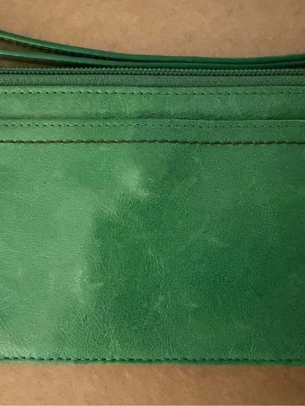 HOBO Green Wristlet Card Case with Geometric ID Window